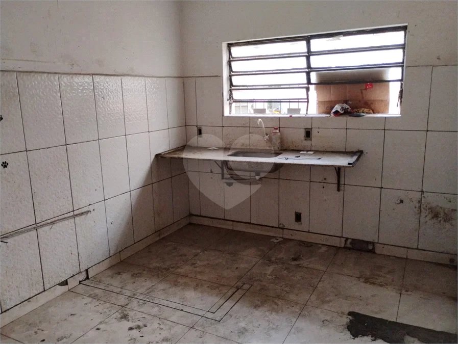 Sobrado na Vila Santa Catarina — 121 m² | Esquina Estratégica