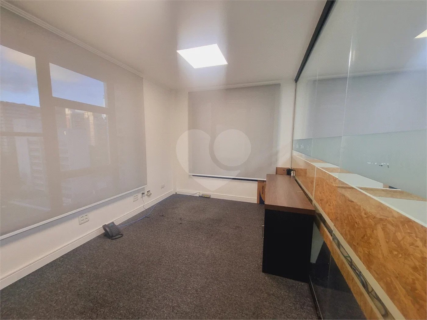 Sala comercial mobiliada para locação na Vila Olímpia
