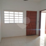 Casa térrea para venda, na cidade de Araraquara/SP.