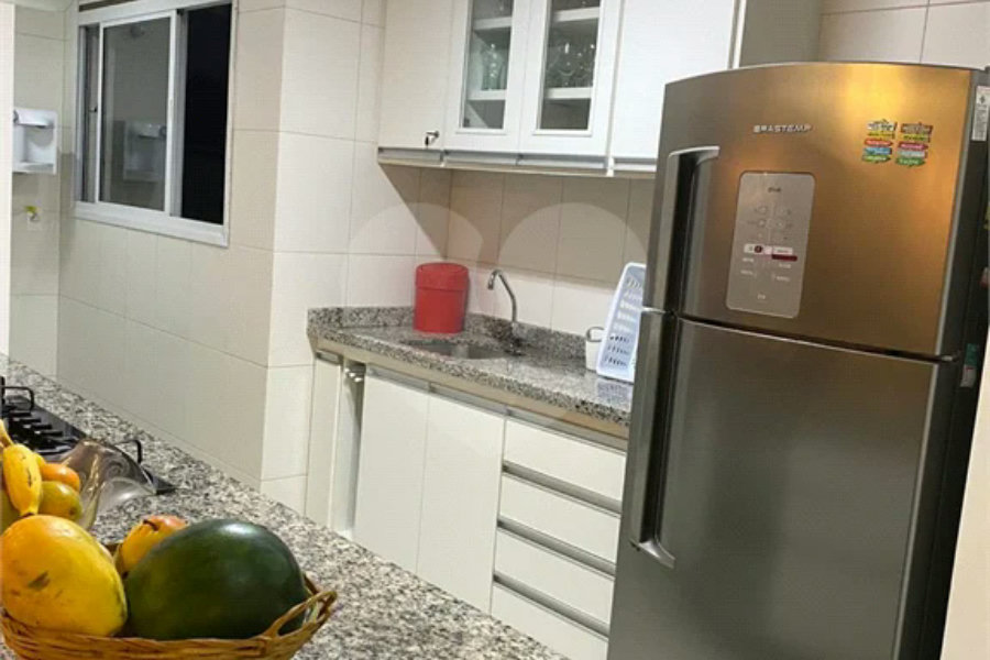 Apartamento à venda com 2 quartos, sendo 1 suíte,  em Riviera de São Lourenço, Bertioga, SP