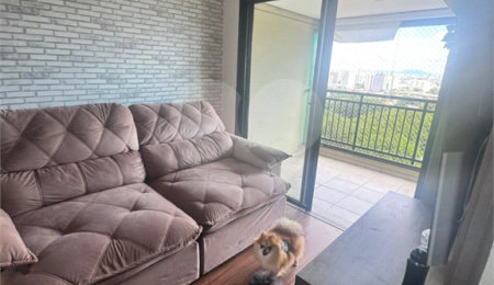 Apartamento à venda com 3 quartos, sendo 1 suíte,  em Mooca, São Paulo, SP