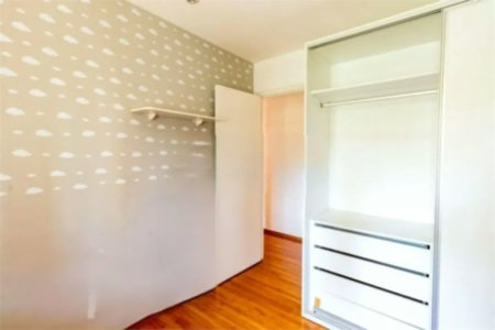 Apartamento à venda com 3 quartos, sendo 1 suíte,  em Morumbi, São Paulo, SP