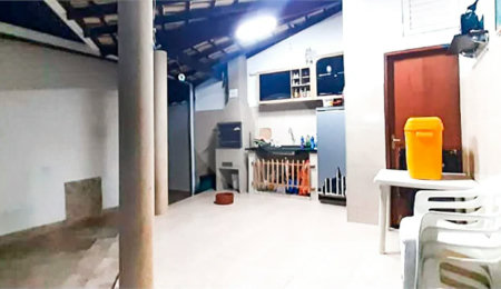 Casa à venda com 4 quartos, sendo 2 suítes,  em Recanto do Lago, São João da Boa Vista, SP