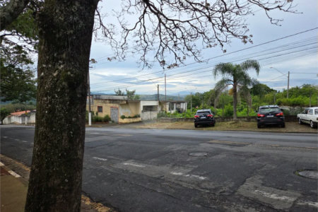Área nobre COMERCIAL no entorno do centro de Atibaia.