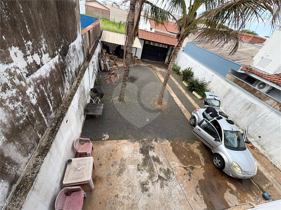CASA A VENDA N EMBARÉ