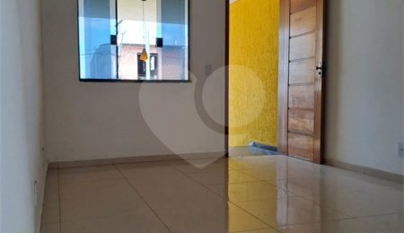 Casa à venda com 3 quartos, sendo 1 suíte, em Jardim Eliane, São Paulo, SP
