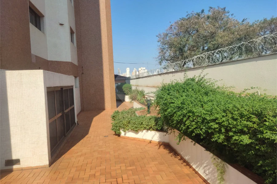 Apartamento para venda e locação no Bairro Vila Rezende em Piracicaba - SP.