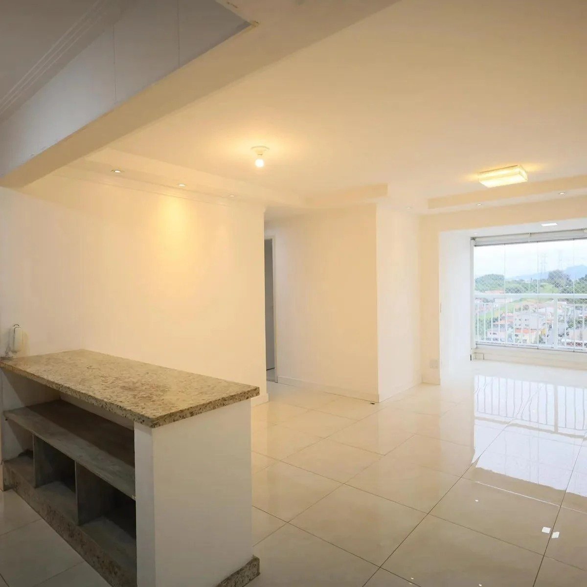 Apartamento à venda com 3 quartos, sendo 1 suíte, em Cidade São Francisco, São Paulo - SP