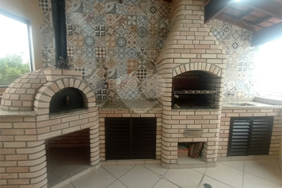 Sobrado à venda com 3 quartos, sendo 1 suíte,  em Vila Gustavo, São Paulo, SP