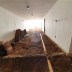 Casa térrea com 5 dormitórios, sendo 2 suítes.
