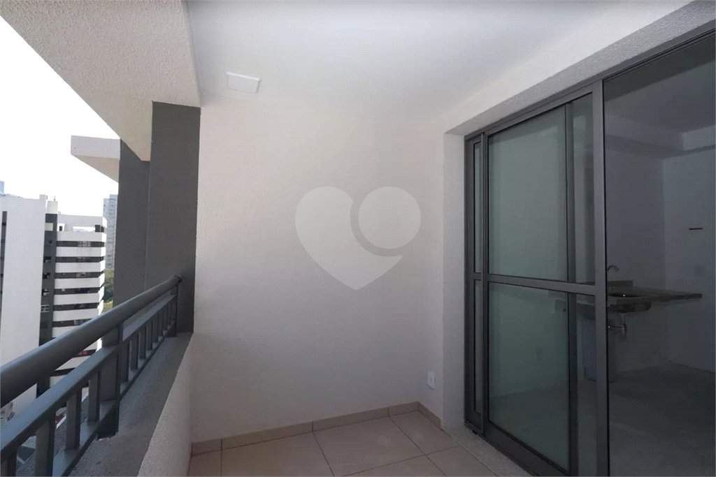 Studio à venda na V.Mariana - 30m2 - 350 metros metrô Paraíso