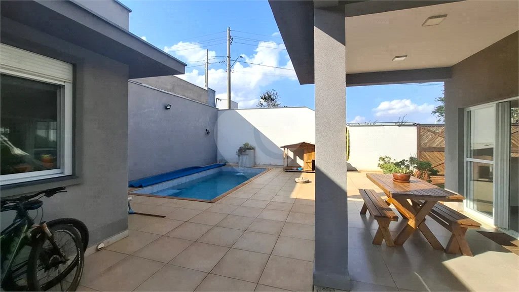 Sobrado com Piscina à Venda no Terras de Treviso – Piracicaba/SP