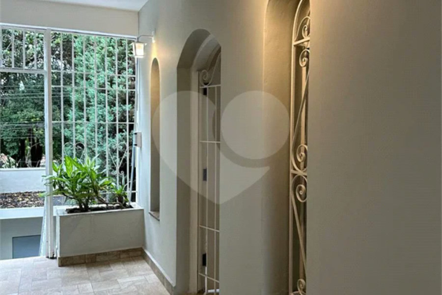Casa para locação e venda 250m² - Vila Guarani.