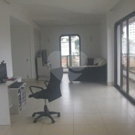 Apartamento à venda na região da Mooca