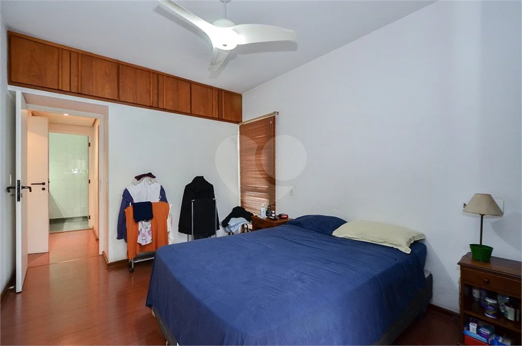 Imóvel de 226m² exclusivo com sala ampla 4 quartos, 2 suítes, 4 vagas Higienópolis