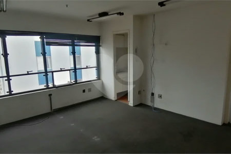 SALA COMERCIAL PARA LOCAÇÃO COM 57m2 NA VILA MARIANA/METRÔ