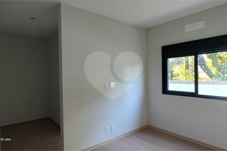 Casa à venda com 3 suítes no condomínio Reserva Ybyra, Atibaia - SP
