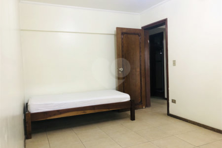 Sobrado à venda com 4 quartos, sendo 1 suíte, em Santana, São Paulo, SP