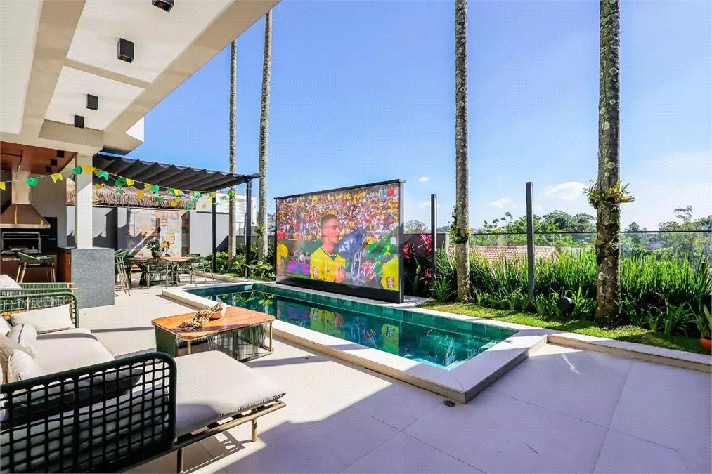 Casa à venda ou para alugar com 4 suítes em Parque Terra Nova II, São Bernardo do Campo, SP