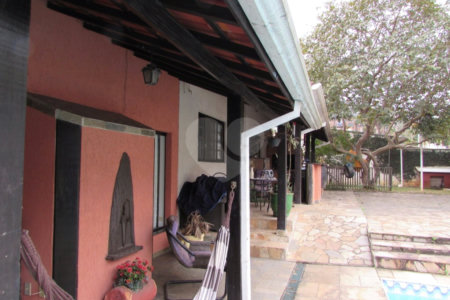 Casa Térrea à venda ou para alugar com 5 quartos, sendo 2 suítes, em Vila Horizonte, Mogi das Cruzes, SP