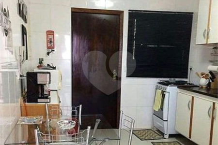 Cobertura à venda com 3 quartos, sendo 1 suíte, em Santa Teresinha, São Paulo, SP