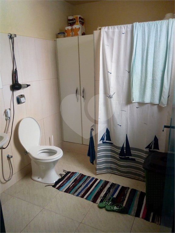 Chácara à venda com 5 quartos, sendo 2 suítes,  no Centro, Sarapuí, SP