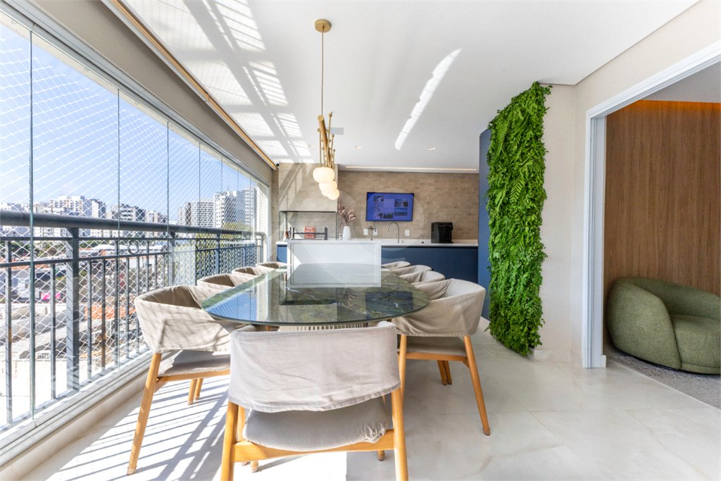 Apartamento à venda com 3 suítes em Indianópolis, São Paulo, SP
