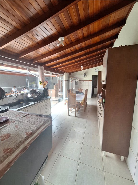 Casa à venda com 4 quartos, sendo 1 suíte,  em João Xxiii, Vinhedo, SP