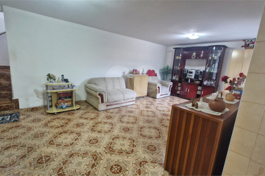 Sobrado à venda com 3 quartos, sendo 1 suíte, em Campo Grande, São Paulo, SP