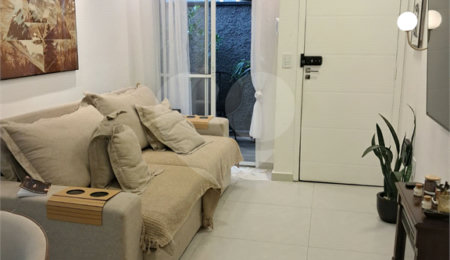 Apartamento à venda com 2 quartos, sendo 1 suíte,  em Nova Gerty, São Caetano do Sul, SP