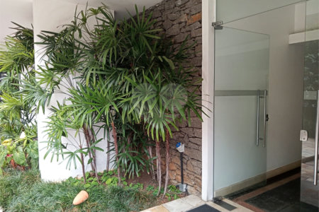 Apartamento à venda com 3 quartos, sendo 1 suíte, em Higienópolis, São Paulo, SP