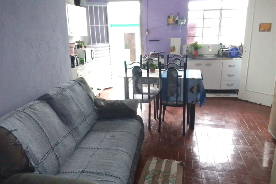 Sobrado à venda com 6 quartos em Horto, São Paulo, SP