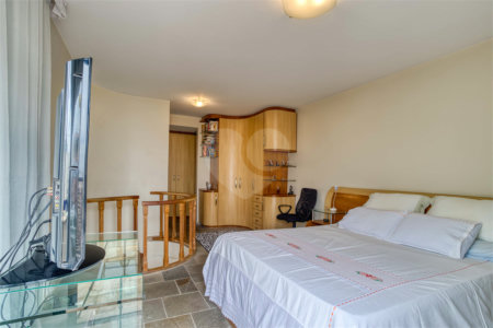 Cobertura à venda com 4 quartos, sendo 1 suíte,  em Vila Clementino, São Paulo, SP