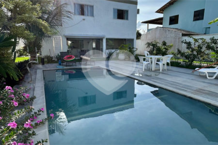 Casa à venda com 3 quartos, sendo 1 suíte, em Outerio da Glória, Porto Seguro, BA