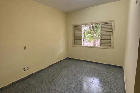 Chácara à venda com 3 quartos, sendo 1 suíte, em Bosque, Vinhedo, SP