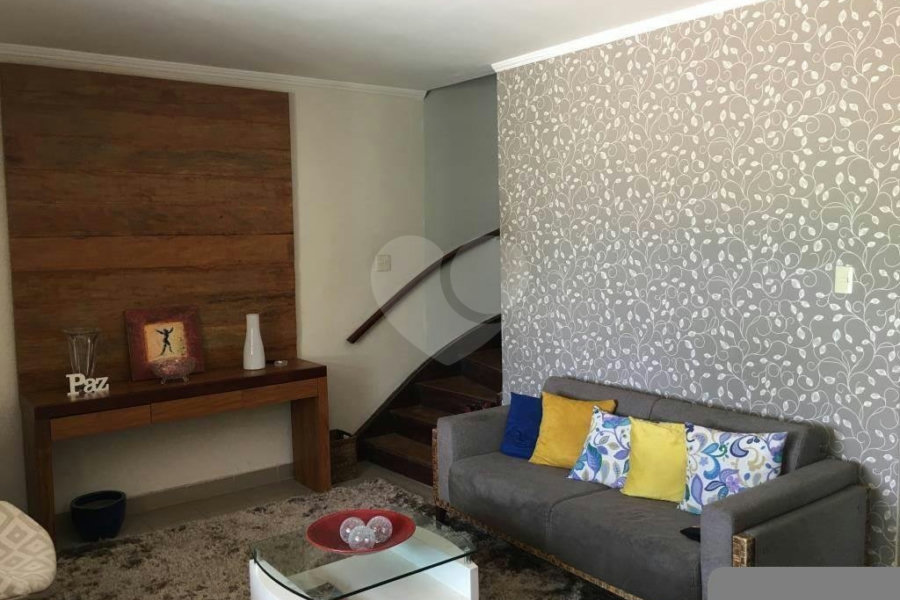 Sobrado à venda com 3 quartos, sendo 1 suíte, em Tremembé, São Paulo, SP