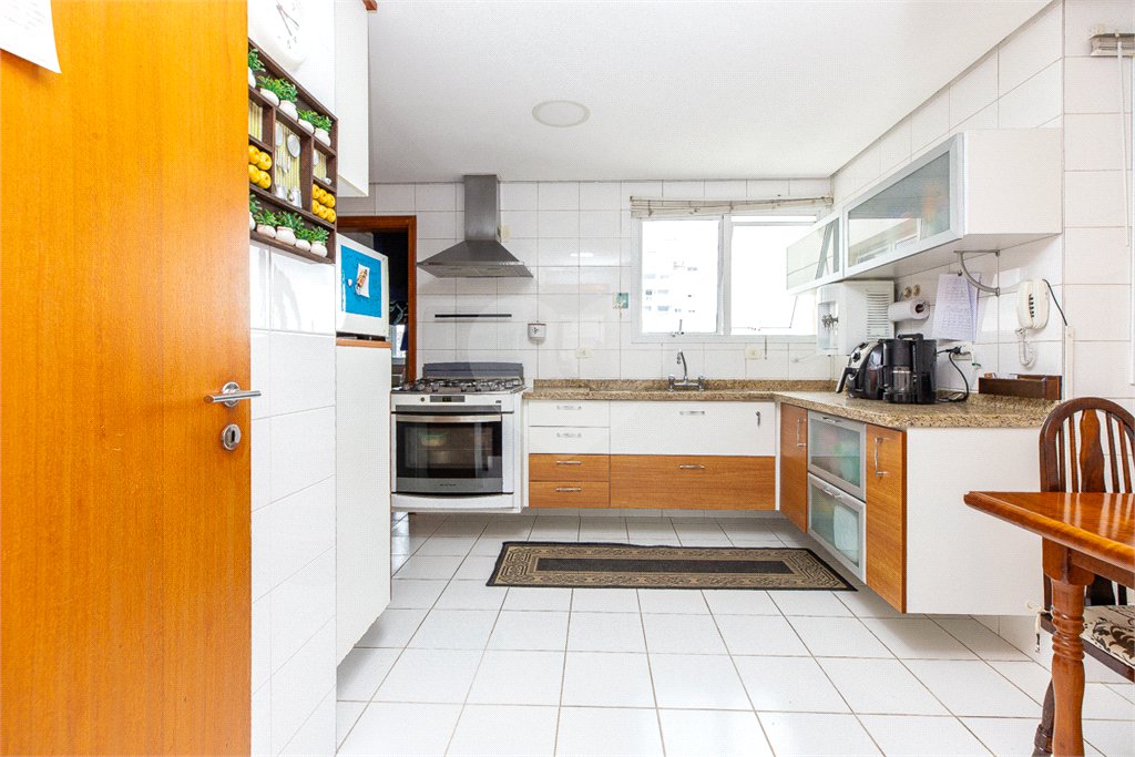 Apartamento à venda com 3 suítes em Vila Mascote, São Paulo, SP