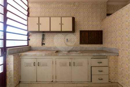 Casa à venda com 4 quartos, sendo 2 suítes, em Perdizes, São Paulo, SP