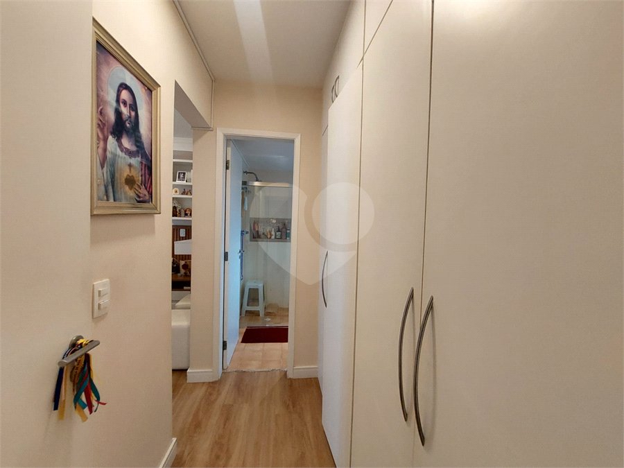 Apartamento à venda com 3 quartos, sendo 1 suíte, em Real Parque, São Paulo, SP