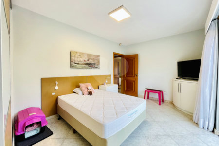 Casa à venda com 5 suítes no Centro, Porto Belo, SC