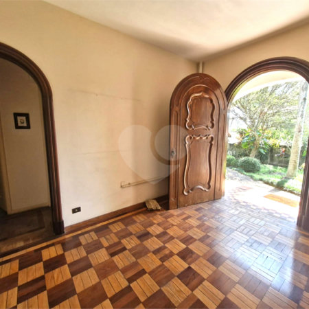 Casa Térrea à venda com 5 quartos em Jardim Petrópolis, São Paulo, SP
