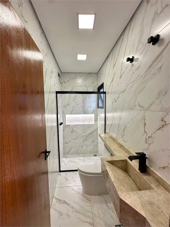 Casa à venda com 3 quartos, sendo 1 suíte, no condomínio Horto Florestal Villagio, Sorocaba - SP
