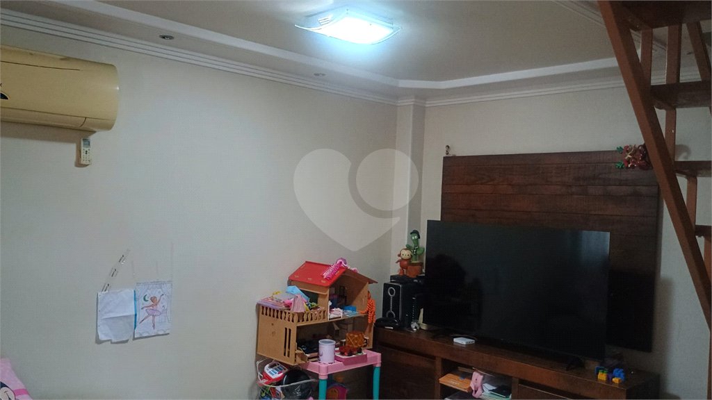 Villagio à venda com 3 quartos em Senador Vasconcelos, Rio de Janeiro, RJ