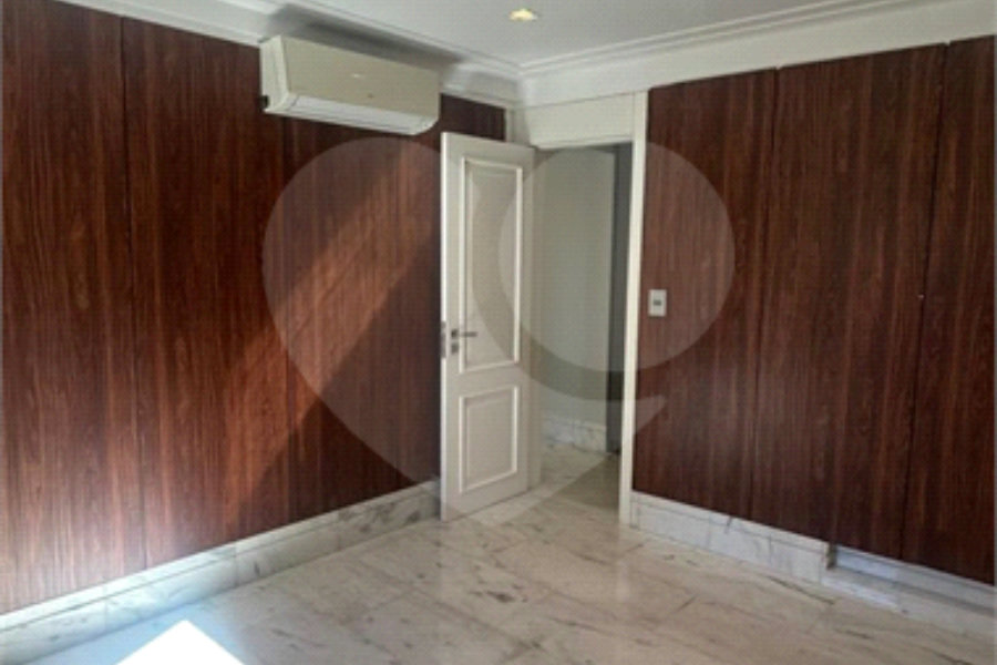 Apartamento à venda com 3 quartos, sendo 1 suíte, em Pompéia, São Paulo, SP