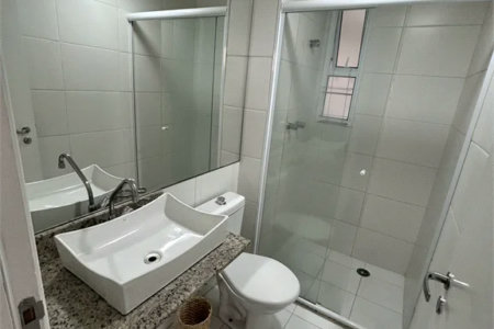 Apartamento à venda com 3 quartos, sendo 1 suíte,  em Vila Andrade, São Paulo, SP