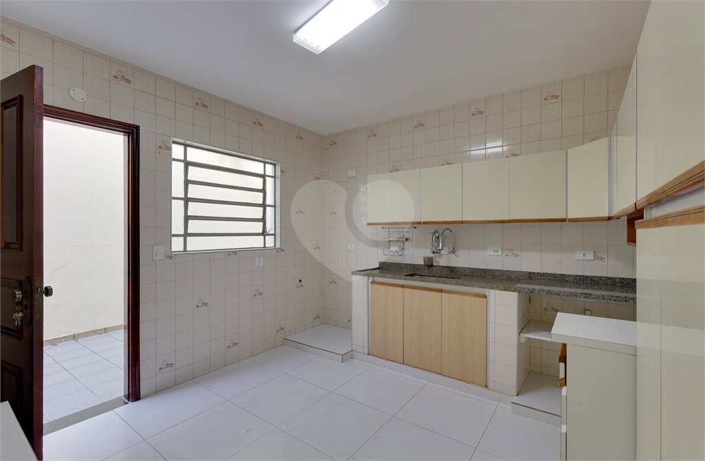 Sobrado à venda com 4 quartos, sendo 1 suíte, em Jardim Prudência, São Paulo, SP
