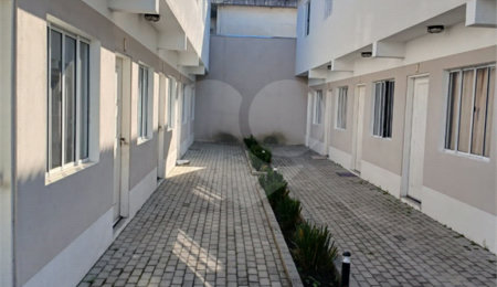 Casa à venda com 2 quartos no condomínio Pátio Boulevard, Poá - SP