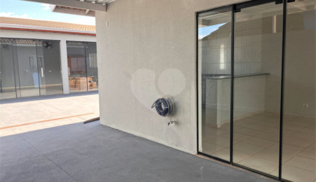 Casa à venda com 3 quartos em Ipê, Três Lagoas, MS