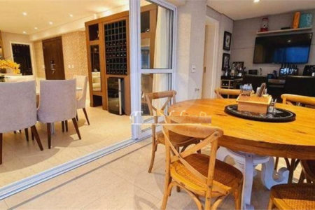 Apartamento à venda ou para alugar com 4 suítes em Santa Teresinha, São Paulo, SP