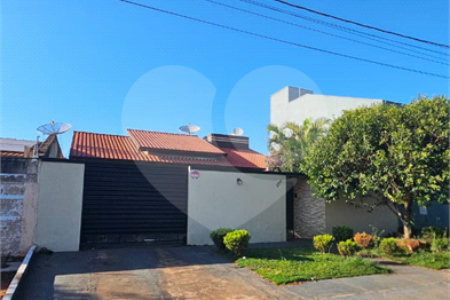 Casa à venda com 3 quartos em Bairro da Moóca, Ponta Porã, MS